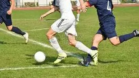 【独家揭秘】双色球2026015期：专家精准预测12红球+2蓝球，中奖秘籍大放送！